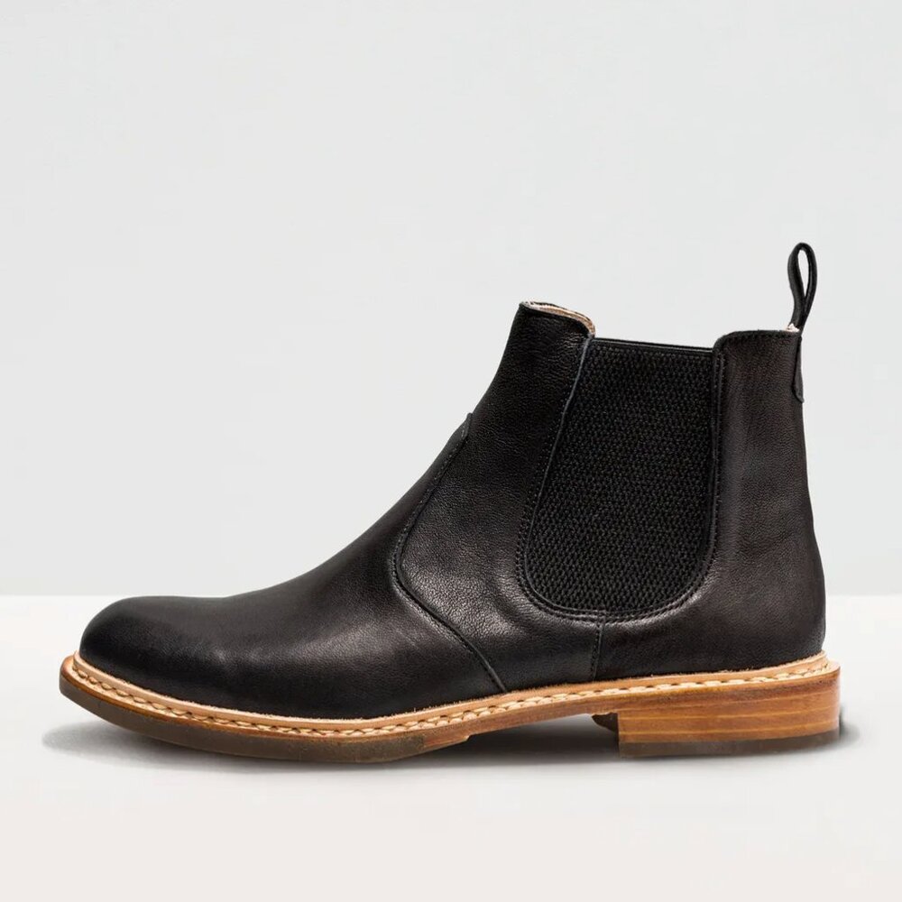 Neosens mens classic Chelsea boot , Handmade in Spain 12.5, 13 NWT
